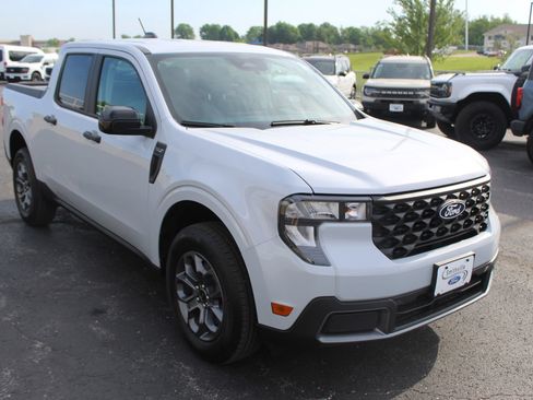 New 2026 Ford Maverick XLT w/ XLT Luxury Package AWD/4WD image 10
