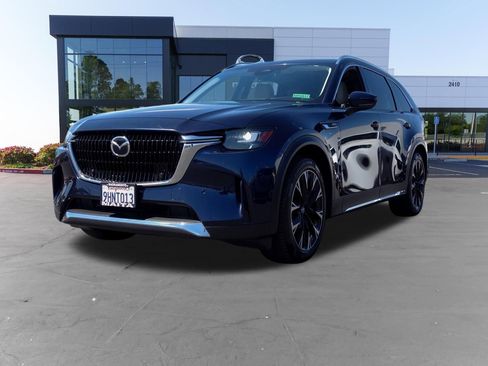 Used 2024 MAZDA CX-90 Plug-In Hybrid w/ Premium Pkg AWD/4WD image 9