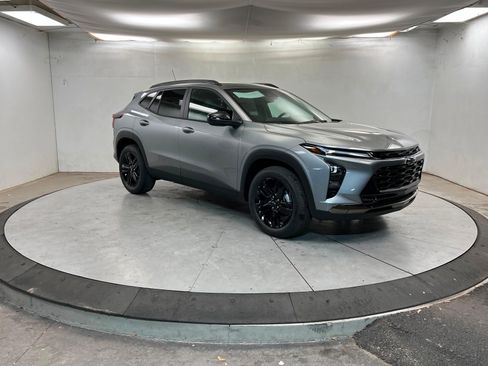 New 2026 Chevrolet Trax ACTIV w/ Driver Confidence Package image 8