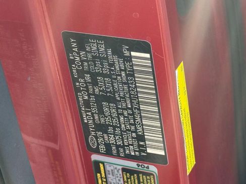 Used 2017 Hyundai Santa Fe SE w/ Cargo Package image 23