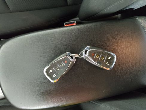 Used 2023 Chevrolet Malibu RS FWD image 32
