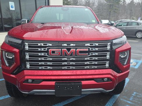 Used 2024 GMC Canyon Denali AWD/4WD image 12