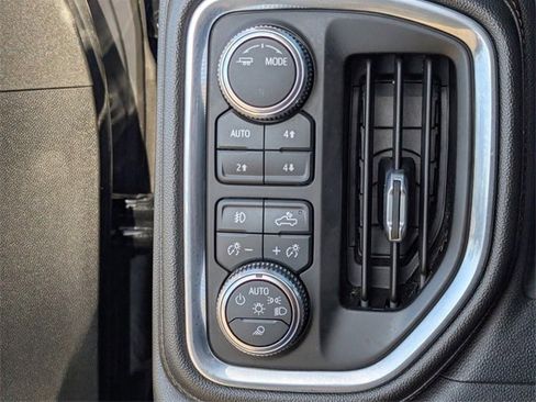 Used 2021 GMC Sierra 1500 AT4 w/ AT4 Premium Package image 23