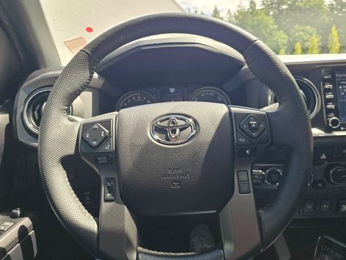 Used 2021 Toyota Tacoma TRD Pro AWD/4WD image 25