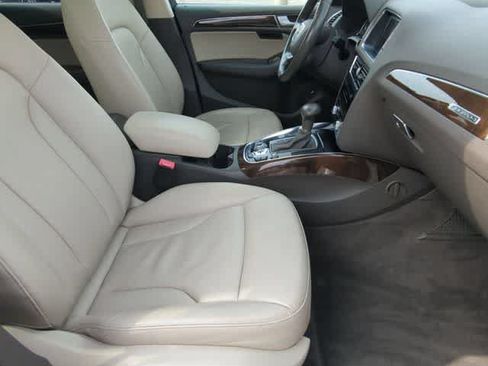 Used 2013 Audi Q5 2.0T Premium Plus AWD/4WD image 24