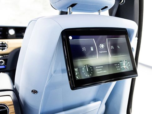 Used 2022 Rolls-Royce Ghost w/ Ghost Package image 44