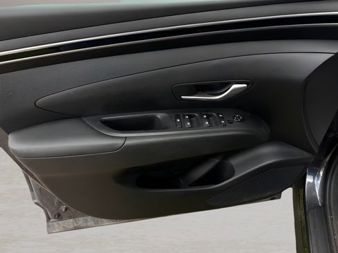 Used 2024 Hyundai Tucson SEL FWD image 16