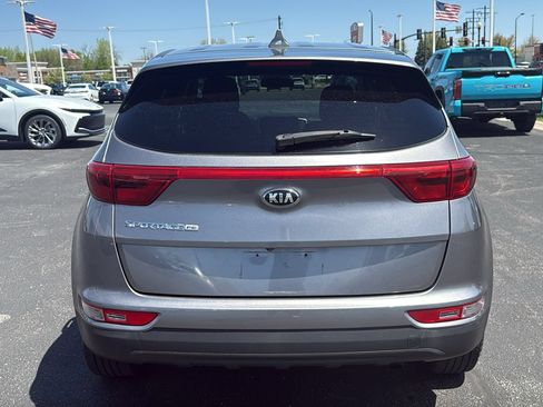 Used 2018 Kia Sportage LX FWD image 6