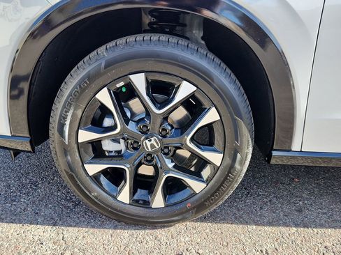 New 2026 Honda HR-V EX-L image 16