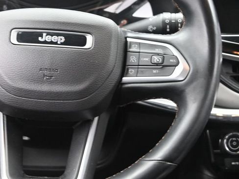 Used 2022 Jeep Compass Limited AWD/4WD image 29