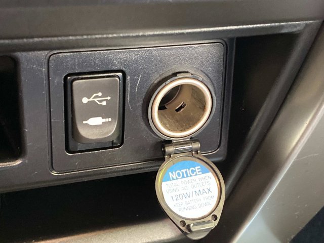 Used 2014 Toyota 4Runner SR5 Premium AWD/4WD image 26