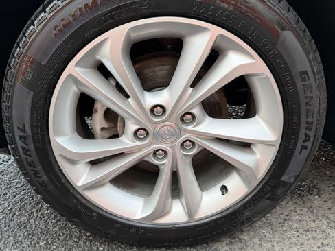 Used 2021 Buick Encore GX Preferred w/ Cold Weather Comfort Package AWD/4WD image 23