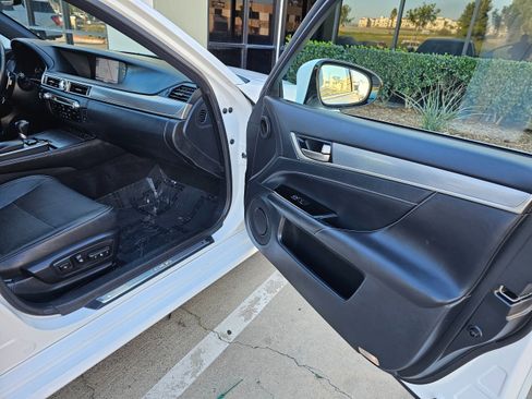 Used 2014 Lexus GS 350 image 29
