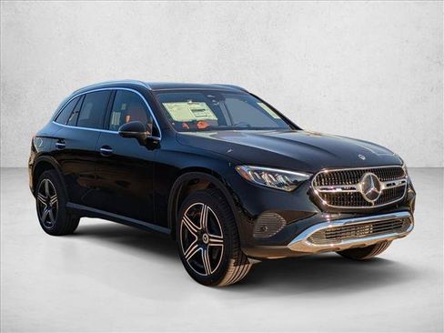 Used 2026 Mercedes-Benz GLC 300 image 8