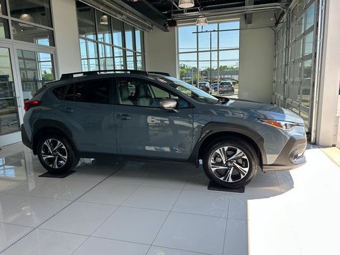 Used 2024 Subaru Crosstrek 2.0i Premium AWD/4WD image 6