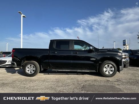 Used 2021 Chevrolet Silverado 1500 LT RWD image 2