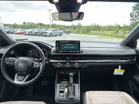 Used 2024 Honda CR-V Sport Touring image 25
