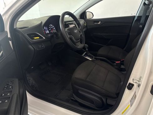 Used 2018 Hyundai Accent SE FWD image 9