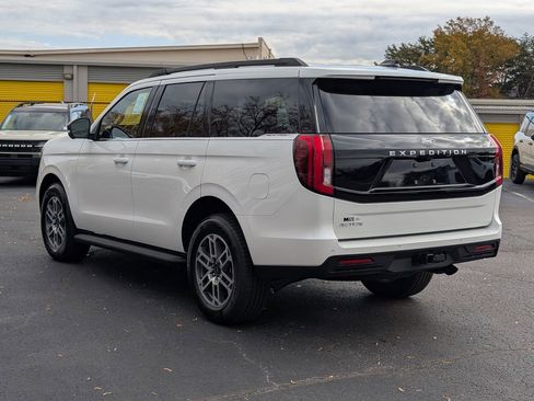 New 2025 Ford Expedition Active RWD image 6