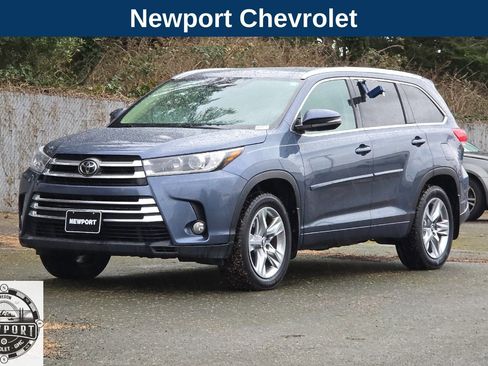 Used 2017 Toyota Highlander Limited w/ Protection Package #3 image 9