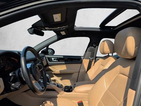 Used 2020 Porsche Cayenne AWD/4WD image 11