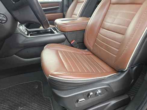 Used 2023 GMC Yukon XL Denali Ultimate image 24