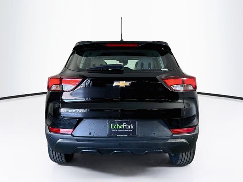 Used 2021 Chevrolet TrailBlazer LS FWD image 7