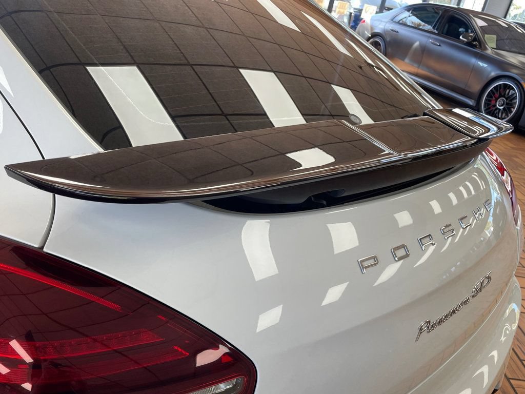 Used 2016 Porsche Panamera GTS AWD/4WD image 14
