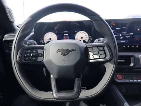 Used 2025 Ford Mustang Dark Horse RWD image 15