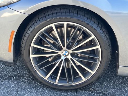 Used 2021 BMW 530i w/ Premium Package image 31