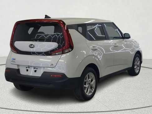 Used 2021 Kia Soul S FWD image 5