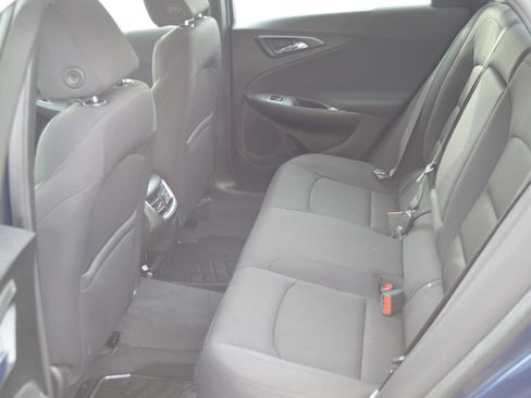 Used 2022 Chevrolet Malibu LT FWD image 12