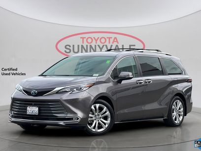 Certified 2023 Toyota Sienna Platinum