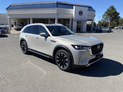 Used 2026 MAZDA CX-90 Plug-In Hybrid w/ Premium Plus AWD/4WD image 44
