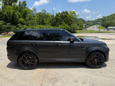 Used 2022 Land Rover Range Rover Sport SVR Carbon Edition AWD/4WD image 7