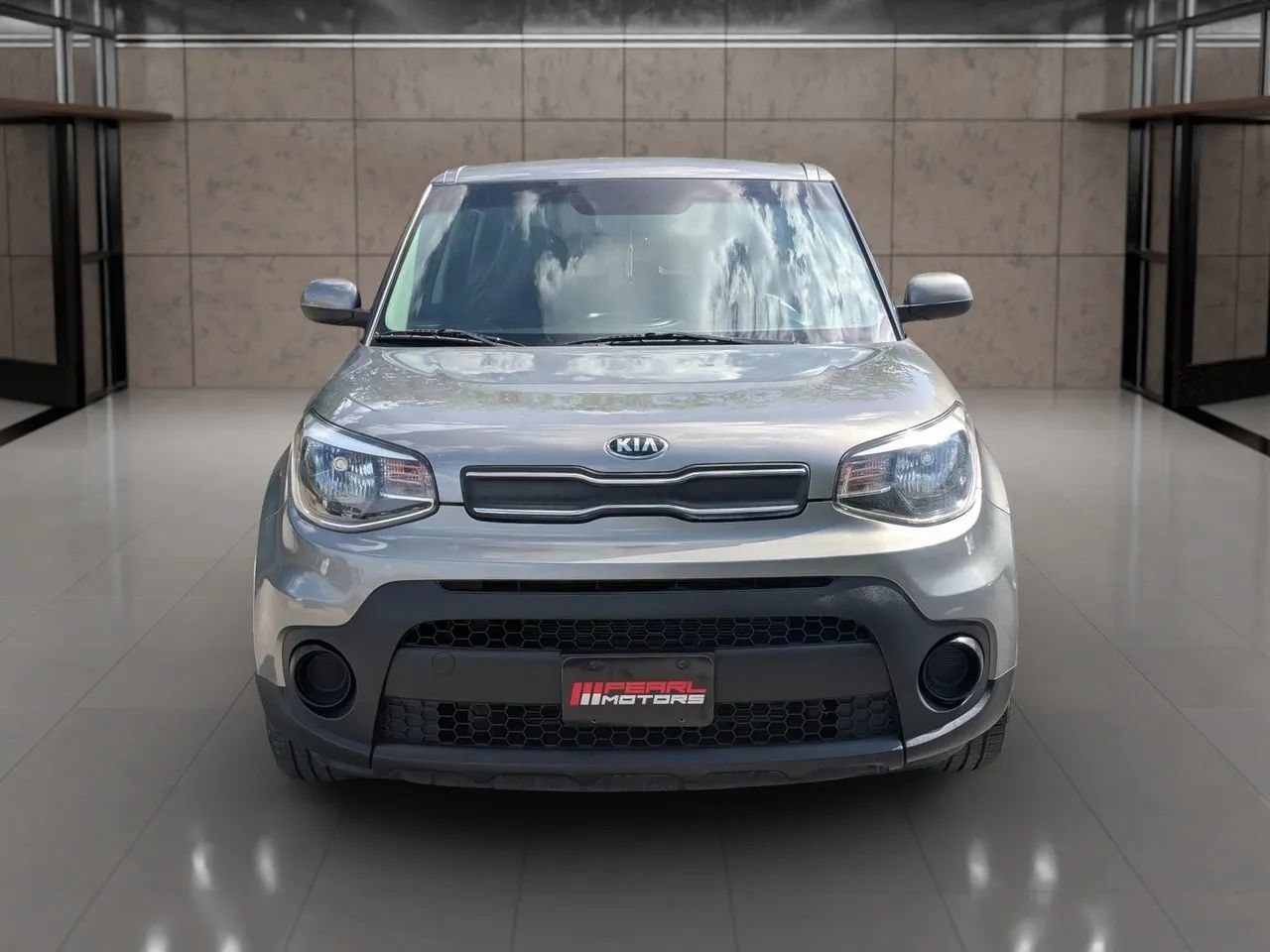 Used 2017 Kia Soul FWD image 2