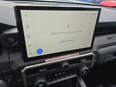 Certified 2025 Toyota Tacoma Limited image 19