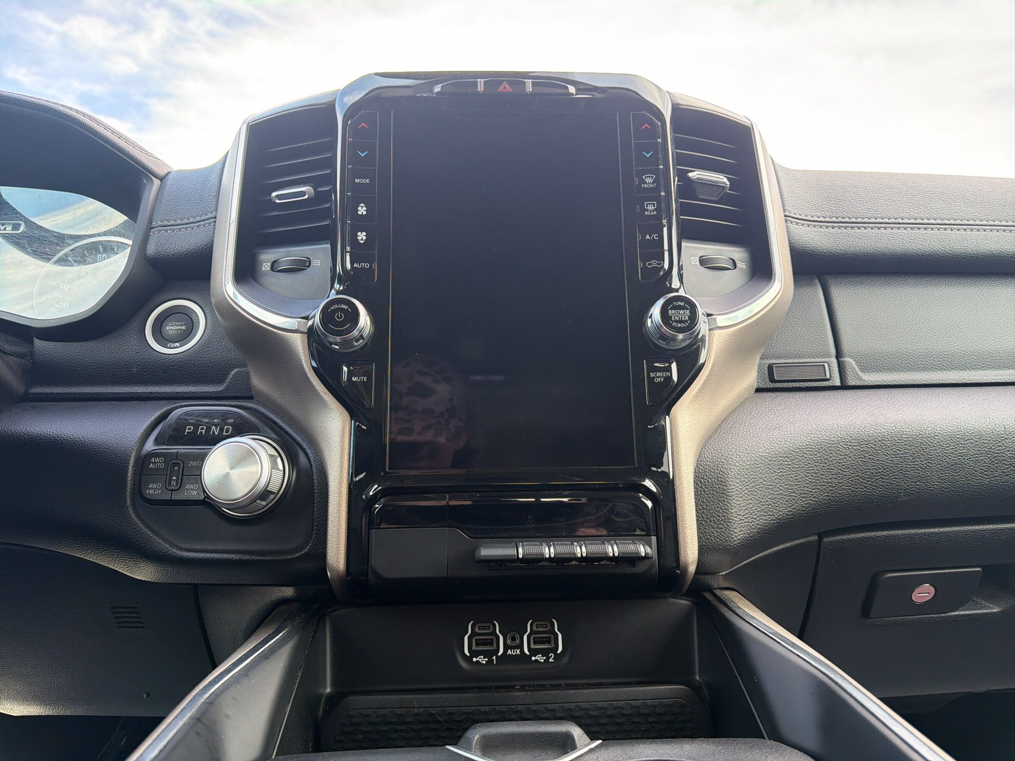 Certified 2020 RAM 1500 Laramie AWD/4WD image 10