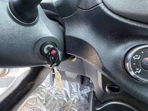 Used 2014 Toyota Yaris SE FWD image 16