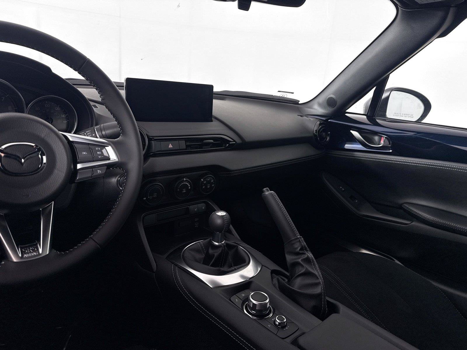 New 2026 MAZDA MX-5 Miata Club w/ Interior Package RWD image 31