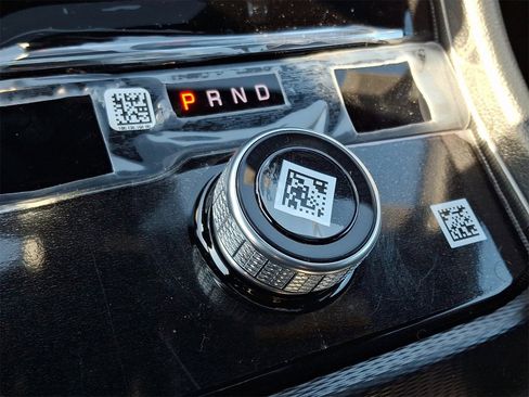 New 2025 Jeep Grand Cherokee 4WD image 8