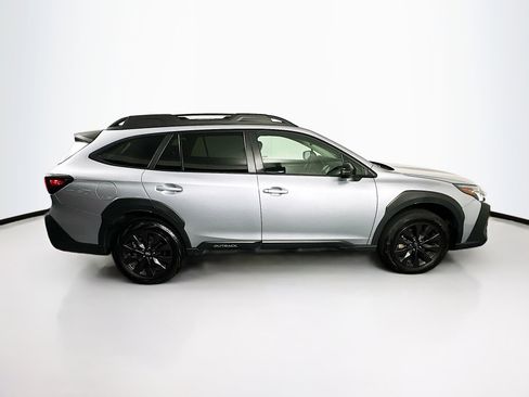 Used 2025 Subaru Outback Onyx Edition AWD/4WD image 10