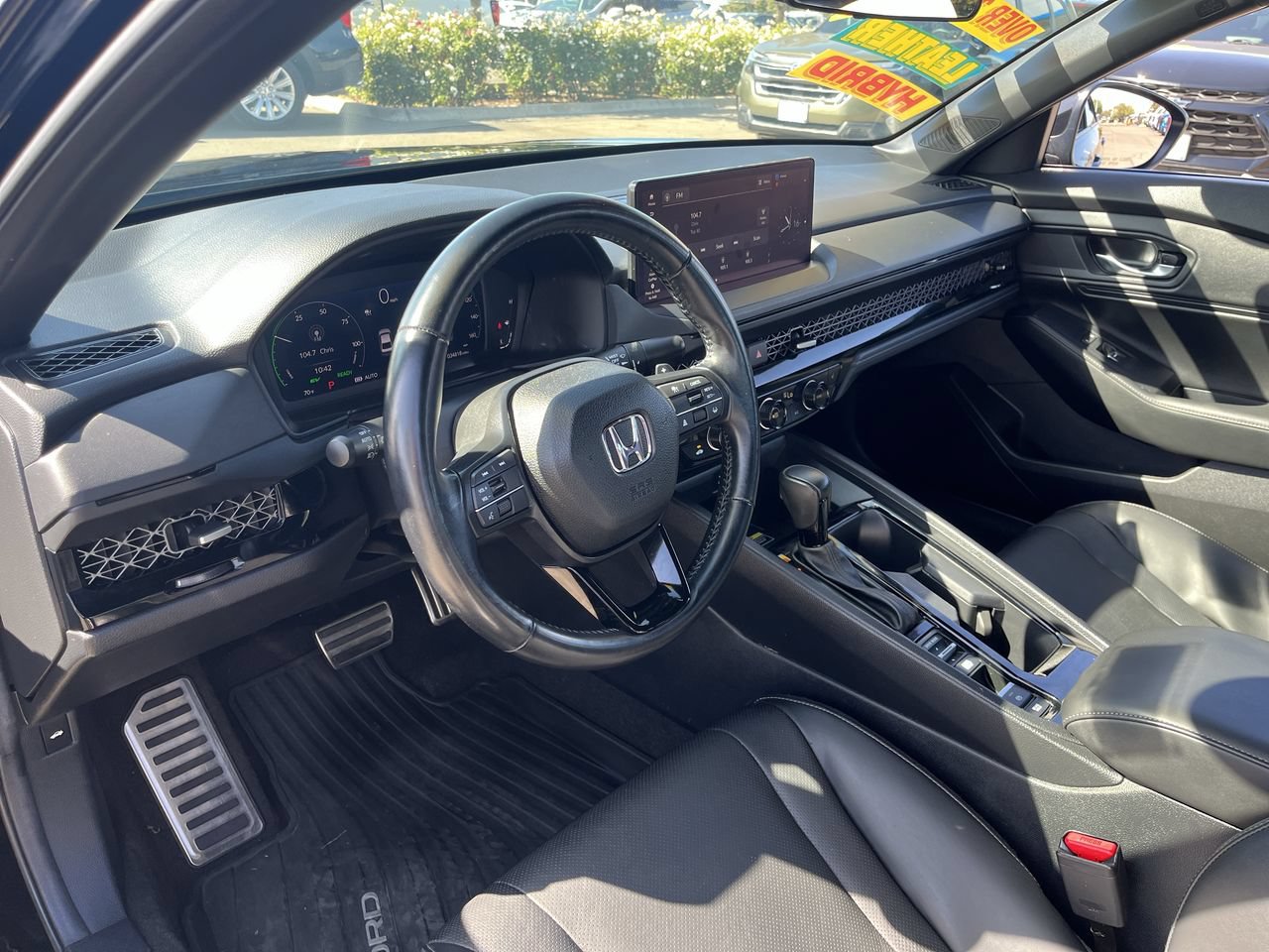 Used 2025 Honda Accord Sport image 9
