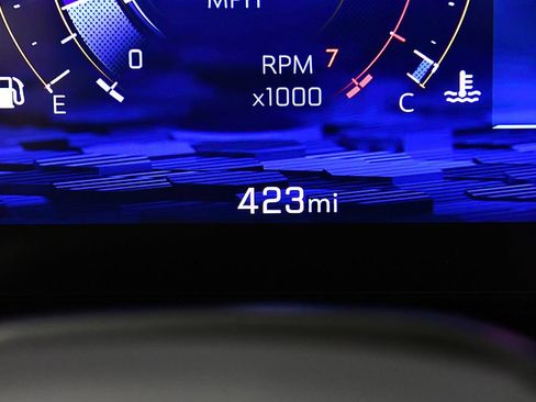 Used 2025 Chevrolet Tahoe Premier AWD/4WD image 15