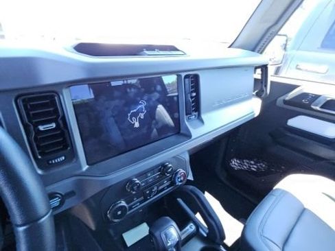 Used 2024 Ford Bronco Big Bend AWD/4WD image 11