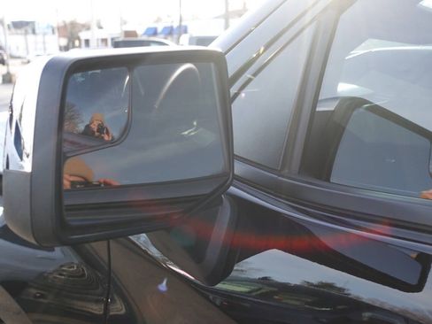 Used 2024 Chevrolet Silverado 1500 LT image 13