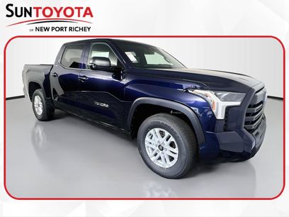 New 2026 Toyota Tundra SR5 w/ SR5 Premium Package