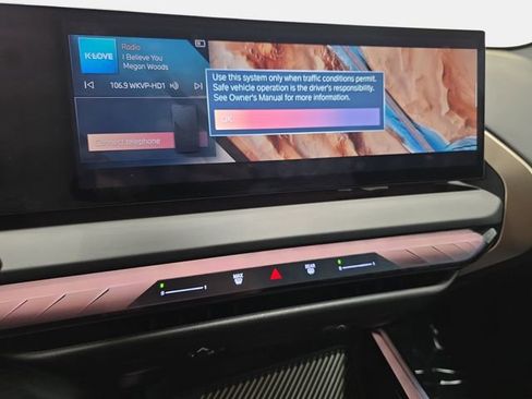 Certified 2025 BMW X3 xDrive30i w/ Convenience Package image 17