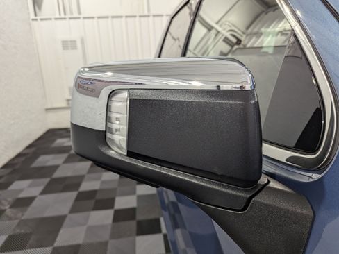 Used 2024 GMC Sierra 1500 Denali Ultimate image 7