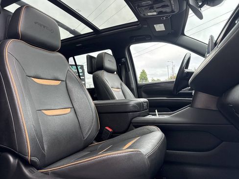 Used 2021 GMC Yukon AT4 w/ AT4 Premium Package AWD/4WD image 20